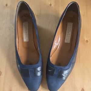 Perry Ellis Women's Navy Flats